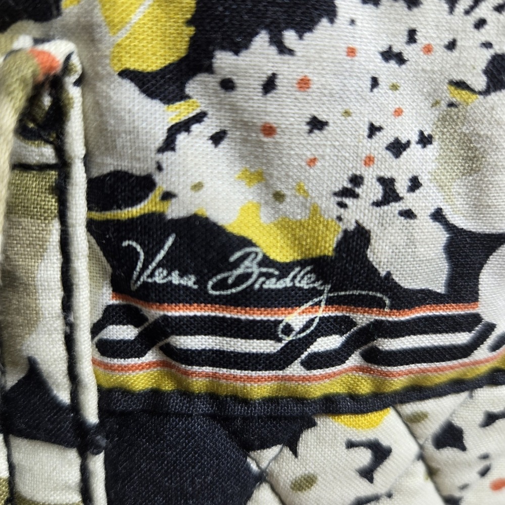 Vera Bradley RETIRED Quilted Tote Dogwood Pattern Yellow Floral Handles Pocket - Picture 2 of 11